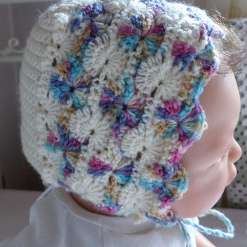 Gehäkelte Babyhaube / Babymütze