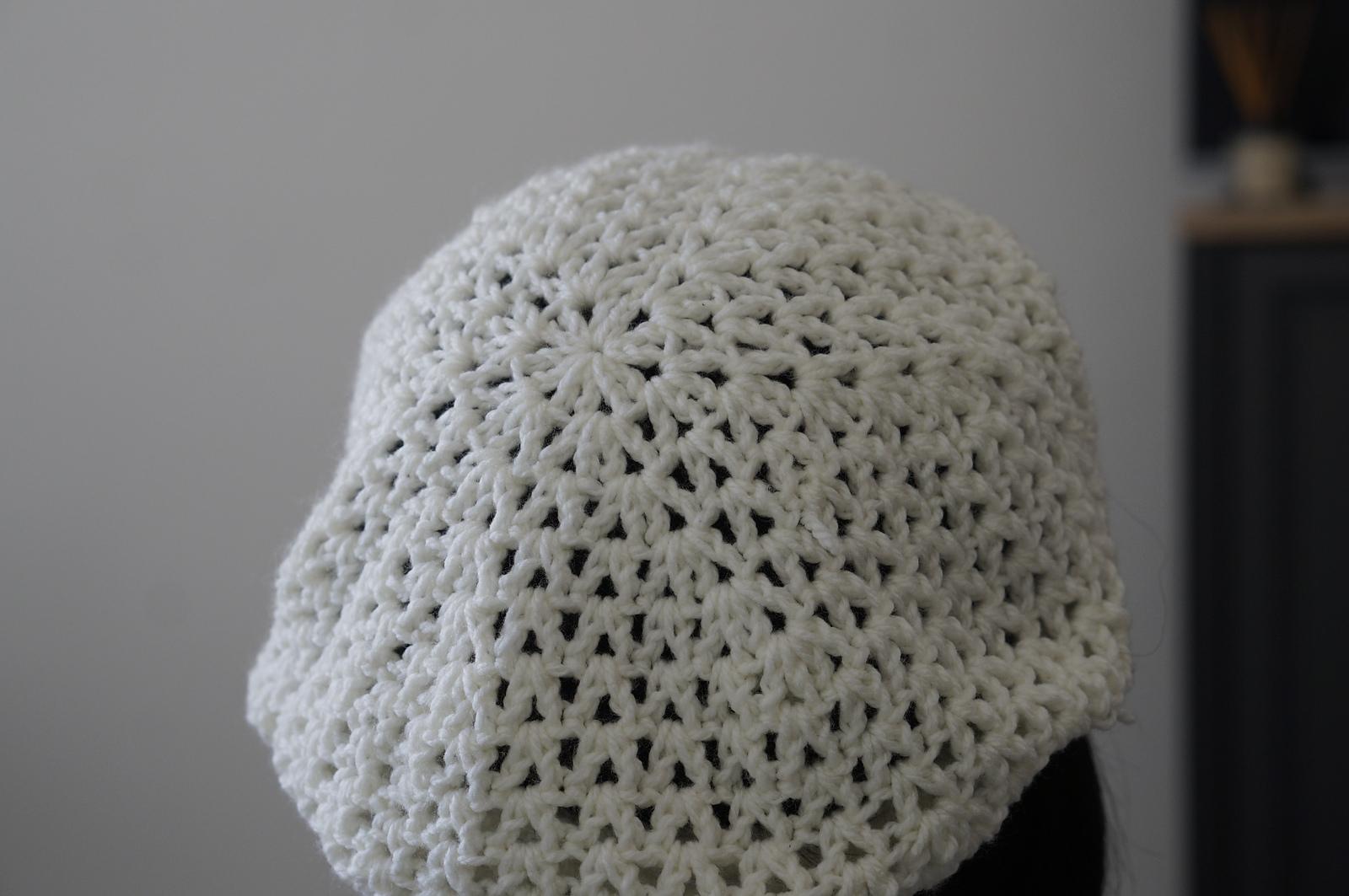 V stitch summer beret
