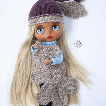 Acorn hat for doll