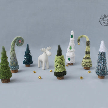 Knitted flat 7 Pine Christmas Trees