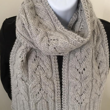 The Heartflower Cabled Scarf