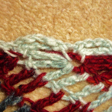 Idris shoulder shawl / kerchief / shawlette