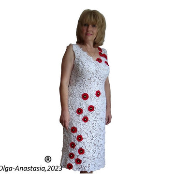 Sleeveless crochet dress with poppies
