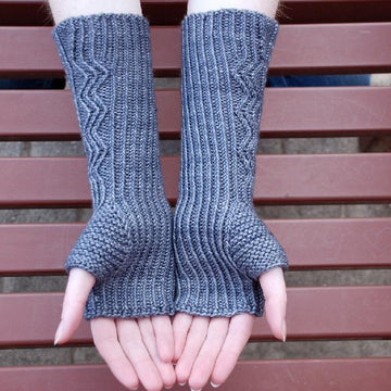 Akiko Mitts