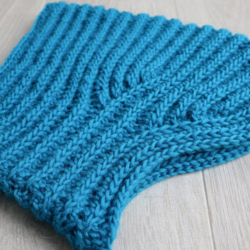Hood in a snood