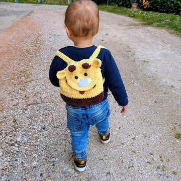 Giraffe backpack toddler