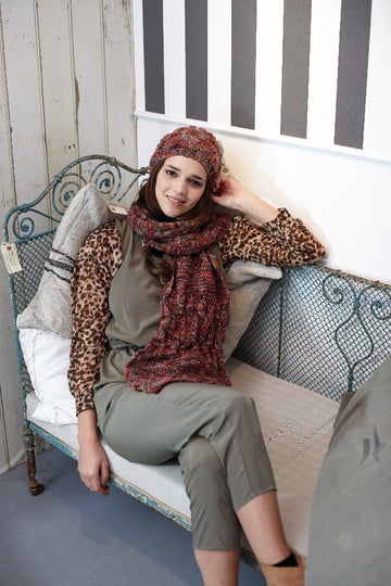 Scarf and Hat in Schachenmayr Soraya - 2210