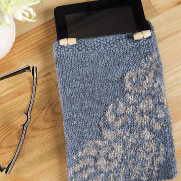 Peacock Feather E-Reader Cosy
