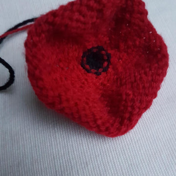 Floppy Knitted Poppy