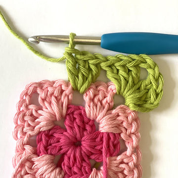 Granny Square Gift Bag (UK version)