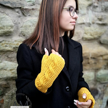 3D cables knit-look gloves