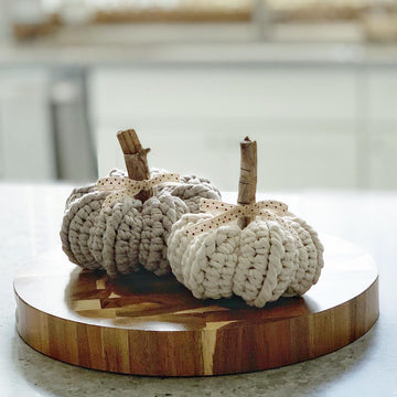 066 Farmhouse Pumpkins