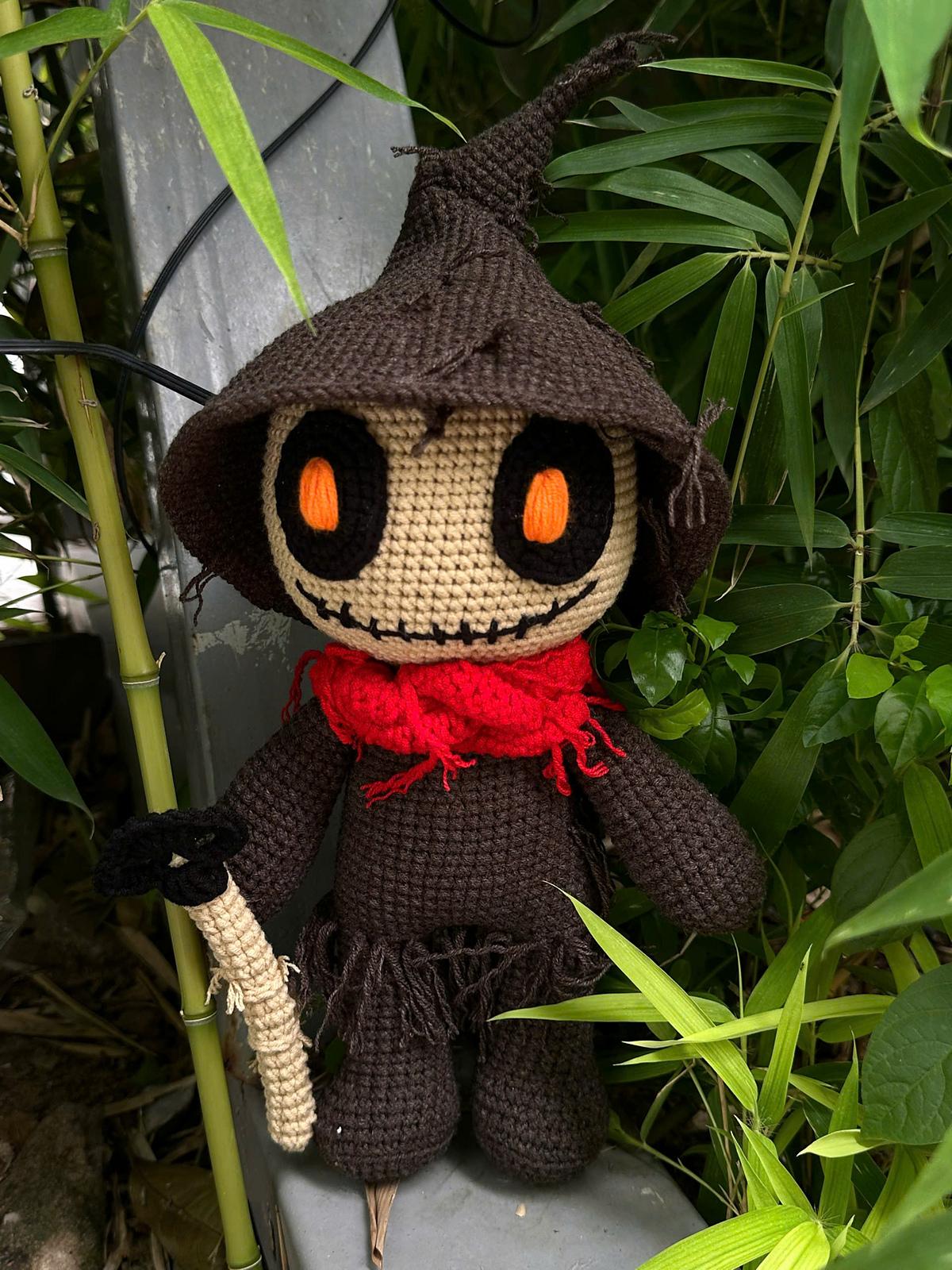 Scarecrow Halloween Amigurumi