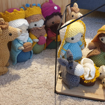 Nativity Scene Mary Joseph Jesus Donkey Sheep Melchior Balthasar Gaspar Camel Krippe Manger amigurumi three Magi