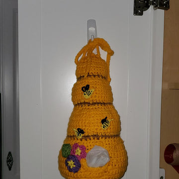 Bee Hive Plastic Bag Holder
