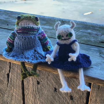 Froggy's Petal Pinafore