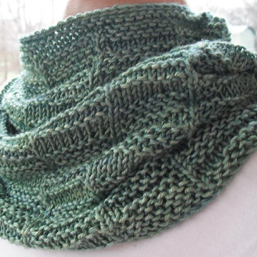 Fields of green cowl