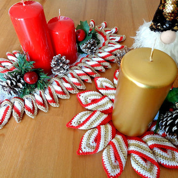 Christmas Swirls decorations Doilies