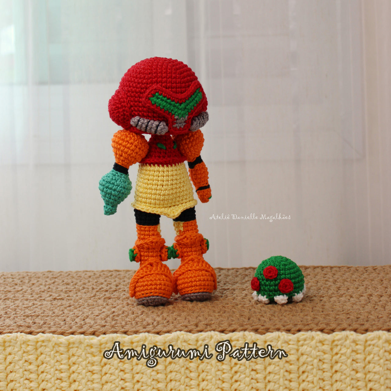 Samus & Mini Metroid-Inspired Amigurumi – Fanart Crochet PDF