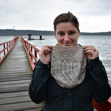 Stitches in Time Cowl