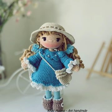 SOPHIA doll