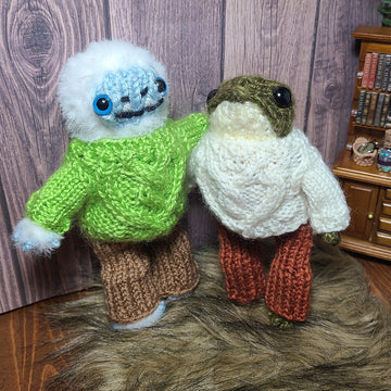 Froggy’s Frosted Heart Sweater