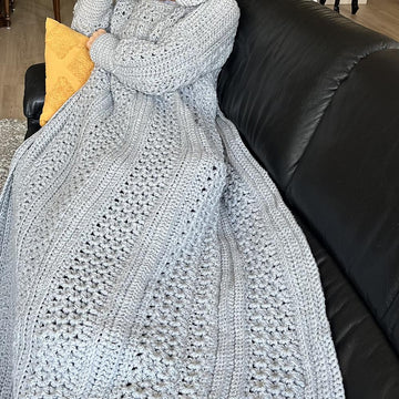 SNUGGLY SOFA SWEATER-Pattern-English USA & Dutch