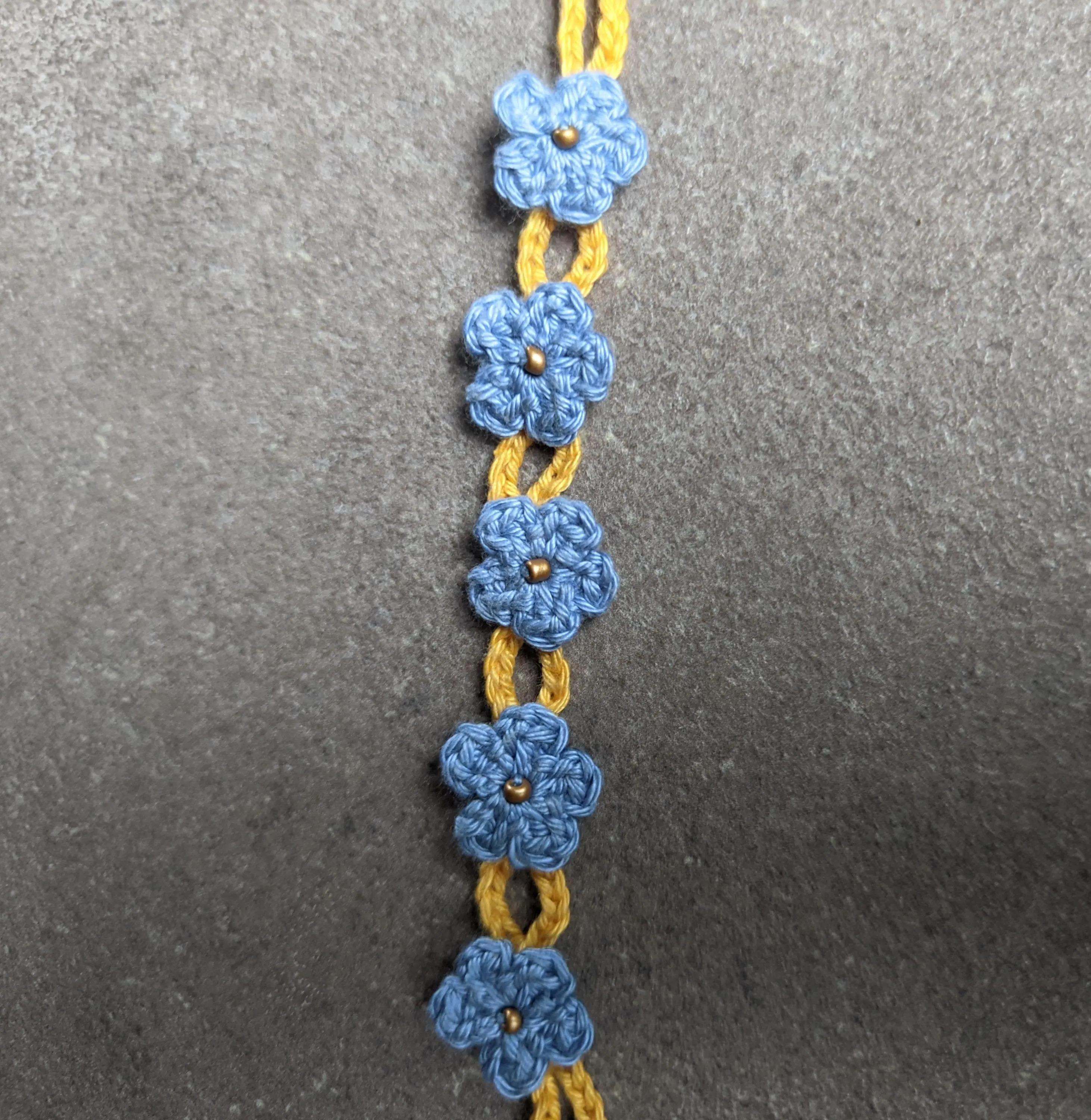 Bracelet Flowers English-US