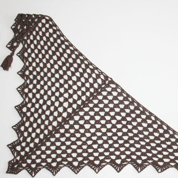 Pretty Triangle Scarf