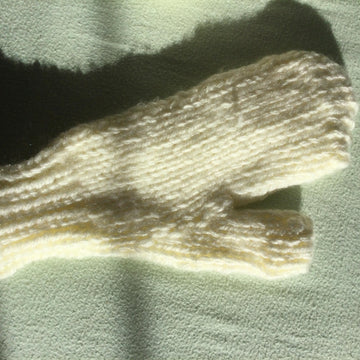 Super-warm hat, mittens & gloves