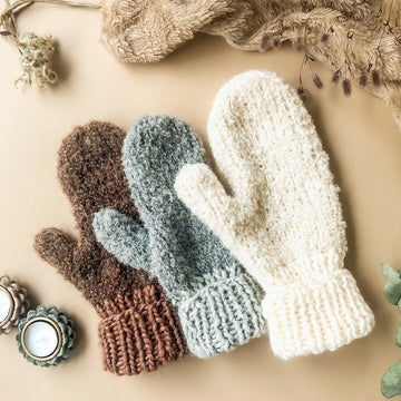 KOSE mittens