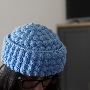 Bobbly sailor hat