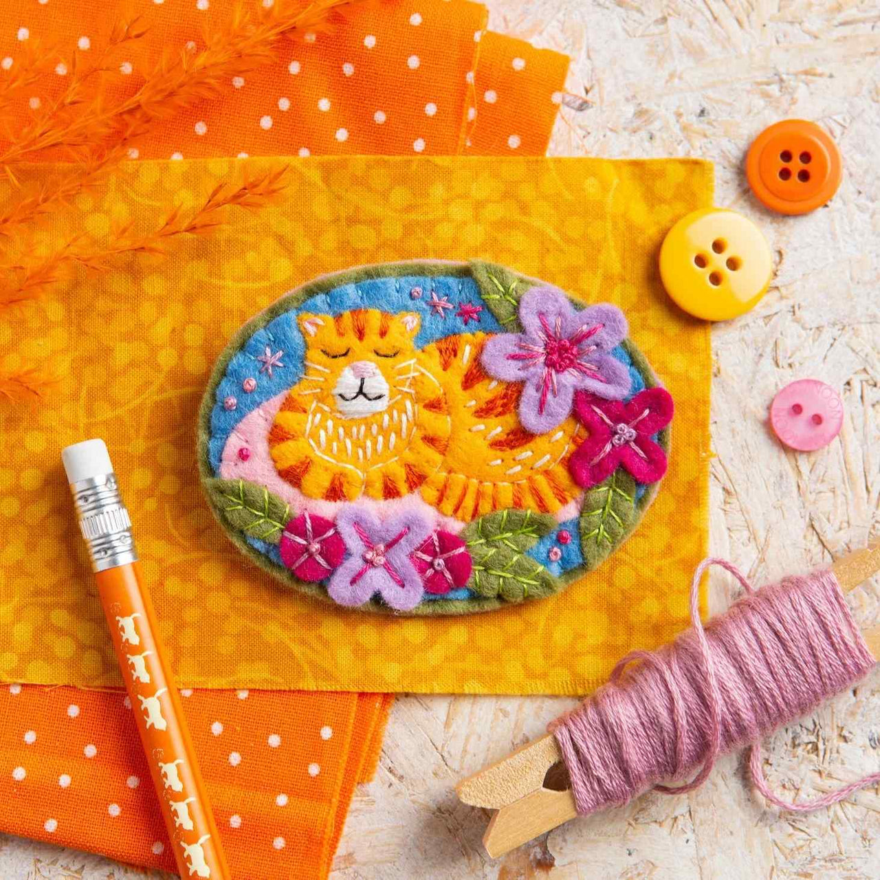 Hawthorn Handmade Ginger Cat Felt Craft Brooch Kit - 8cm