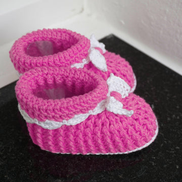 Häkelanleitung Babyschühchen mit Schleife