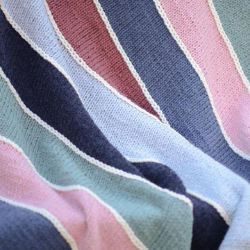 Color Divide Blanket