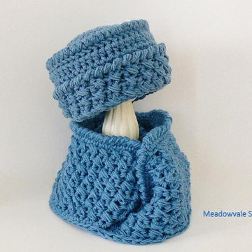 Chunky Hat and Infinity Cowl Scarf Girls Ladies