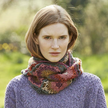 Lindisfarne Crochet Cowl