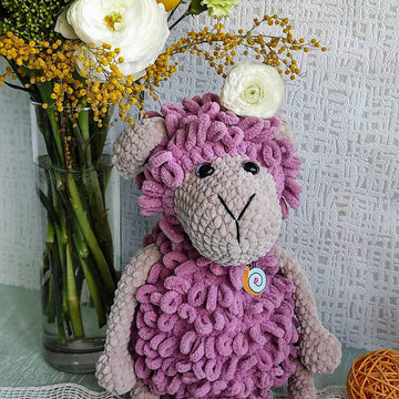 Crocheted lamb