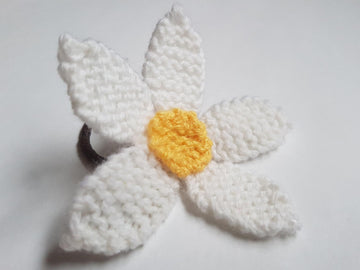 Quick Knitted Daisy