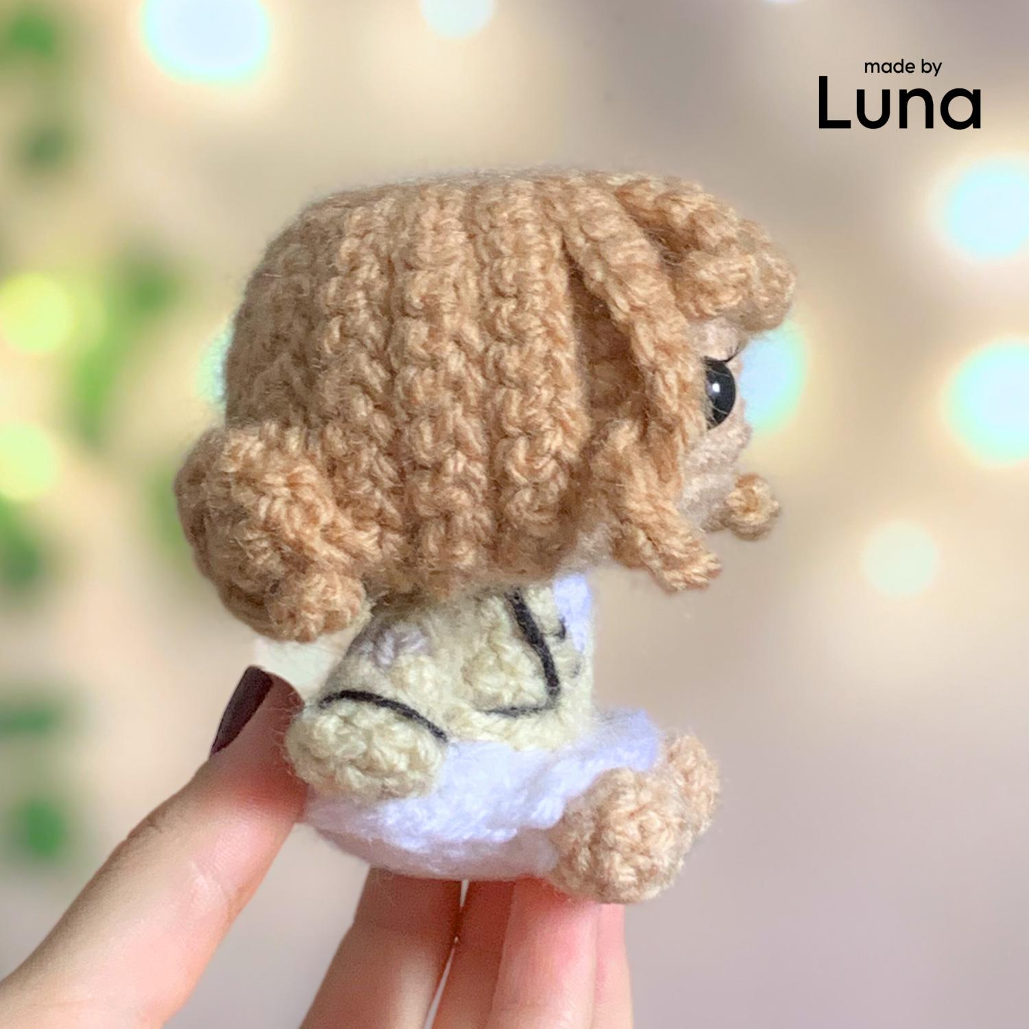 Taylor Swift-inspired Crochet Pattern | Folklore Amigurumi