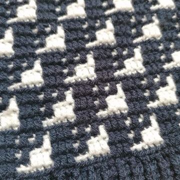 Arrowhead Neck Warmer