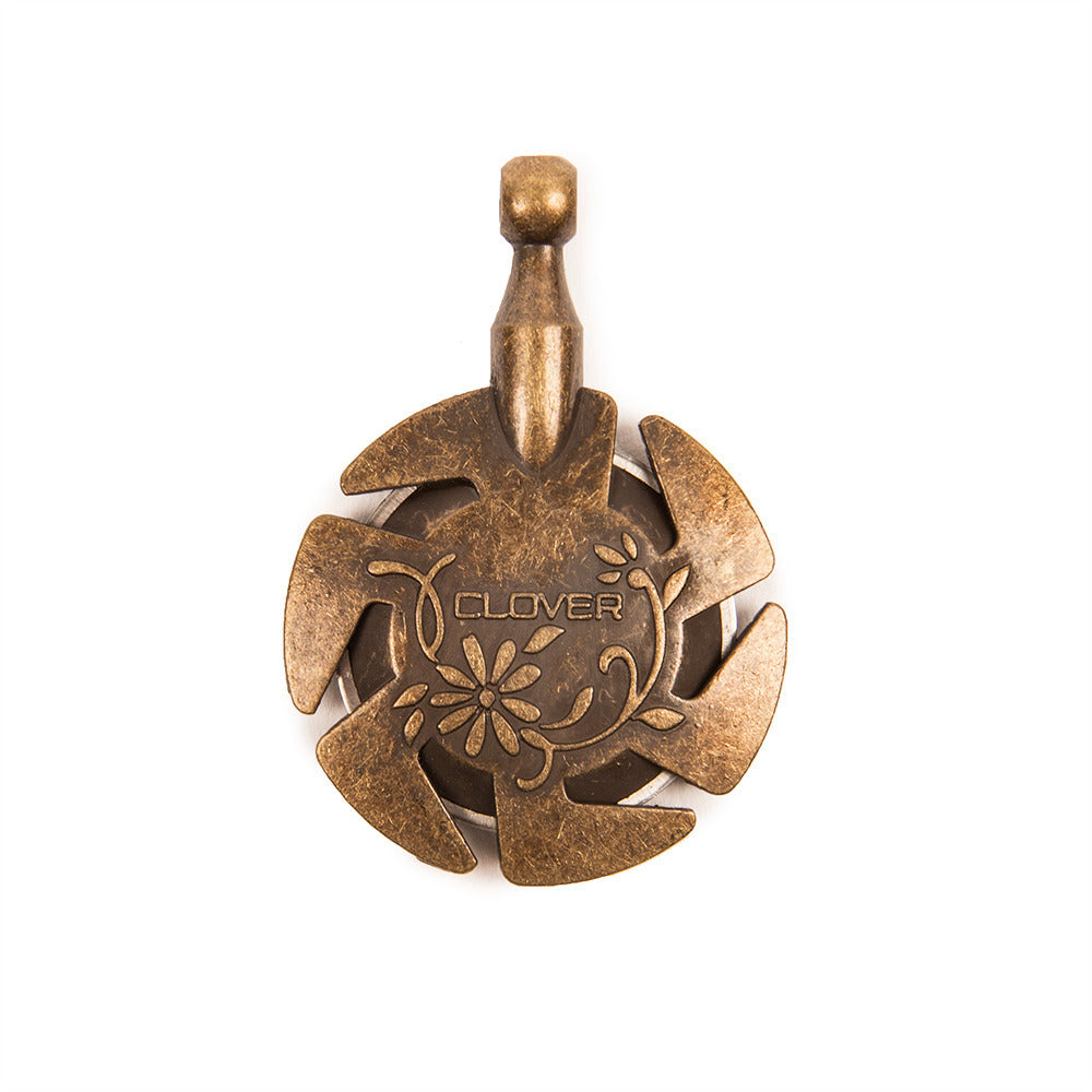 Clover Yarn Cutter Pendant