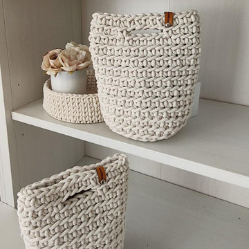 Arco Crossbody