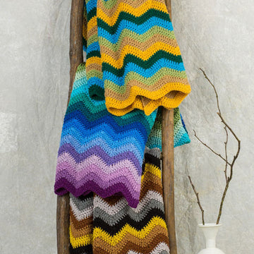 Radiating Ripple Throw in Red Heart Super Saver Economy Solids - LW4810 - Downloadable PDF