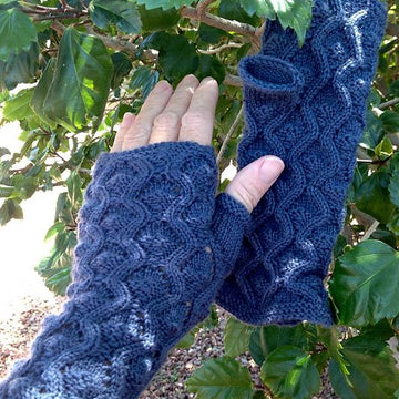 Queen's Guard Fingerless Gloves