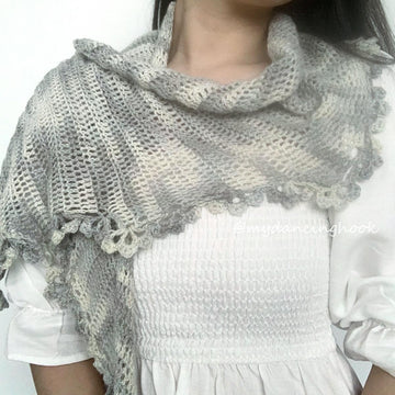 Pearlescent Shawlette