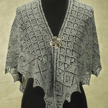 The Elsa Hardt Shawl