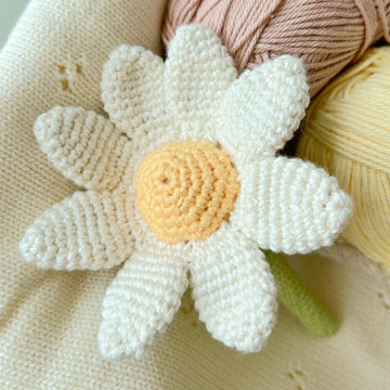 Daisy Rattle Toy