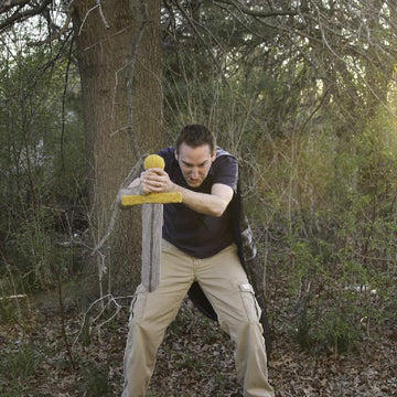 Woolbringer: A knitted sword