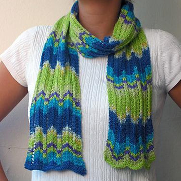 Wavy Stripes Scarf